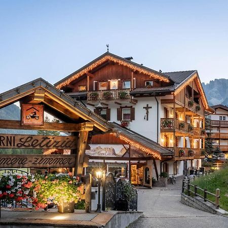 Garni Letizia Bed & Breakfast Campitello di Fassa Ngoại thất bức ảnh