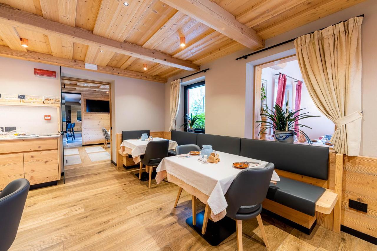 Garni Letizia Bed & Breakfast Campitello di Fassa Ngoại thất bức ảnh