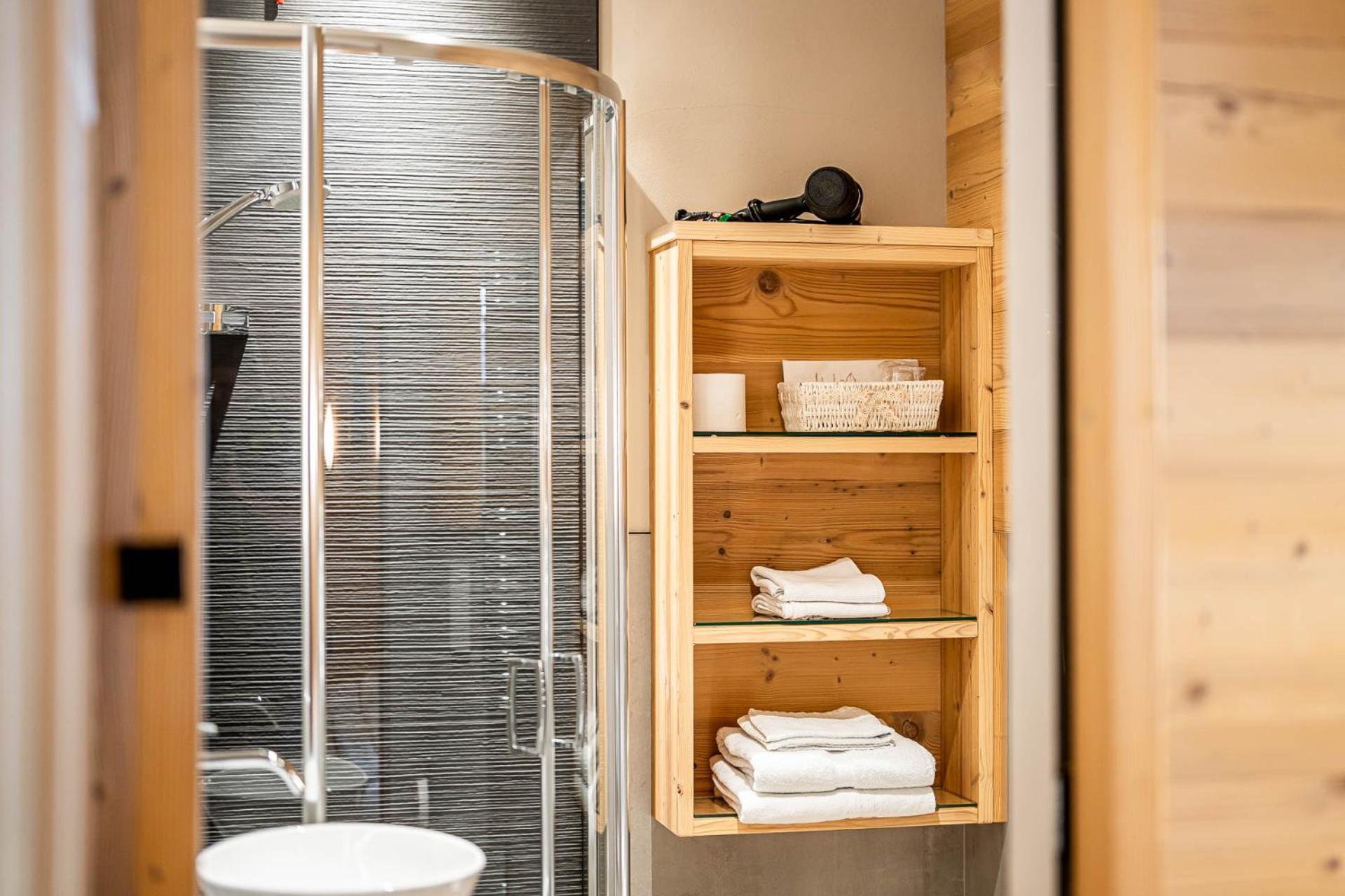 Garni Letizia Bed & Breakfast Campitello di Fassa Ngoại thất bức ảnh